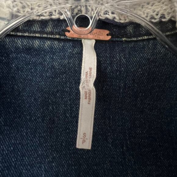 Free People Hoodie Jean Jacket Distressed Denim Sz S Removable Hood - Picture 12 of 15